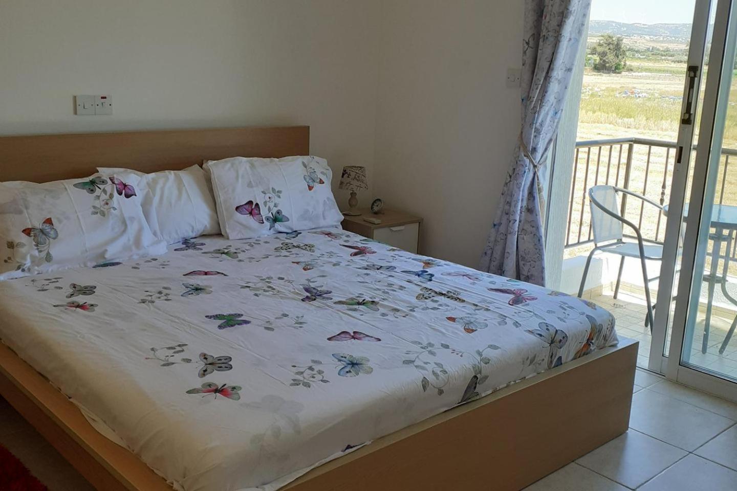 Beautiful 2-Bed House In Mandria Paphos Villa Exterior photo