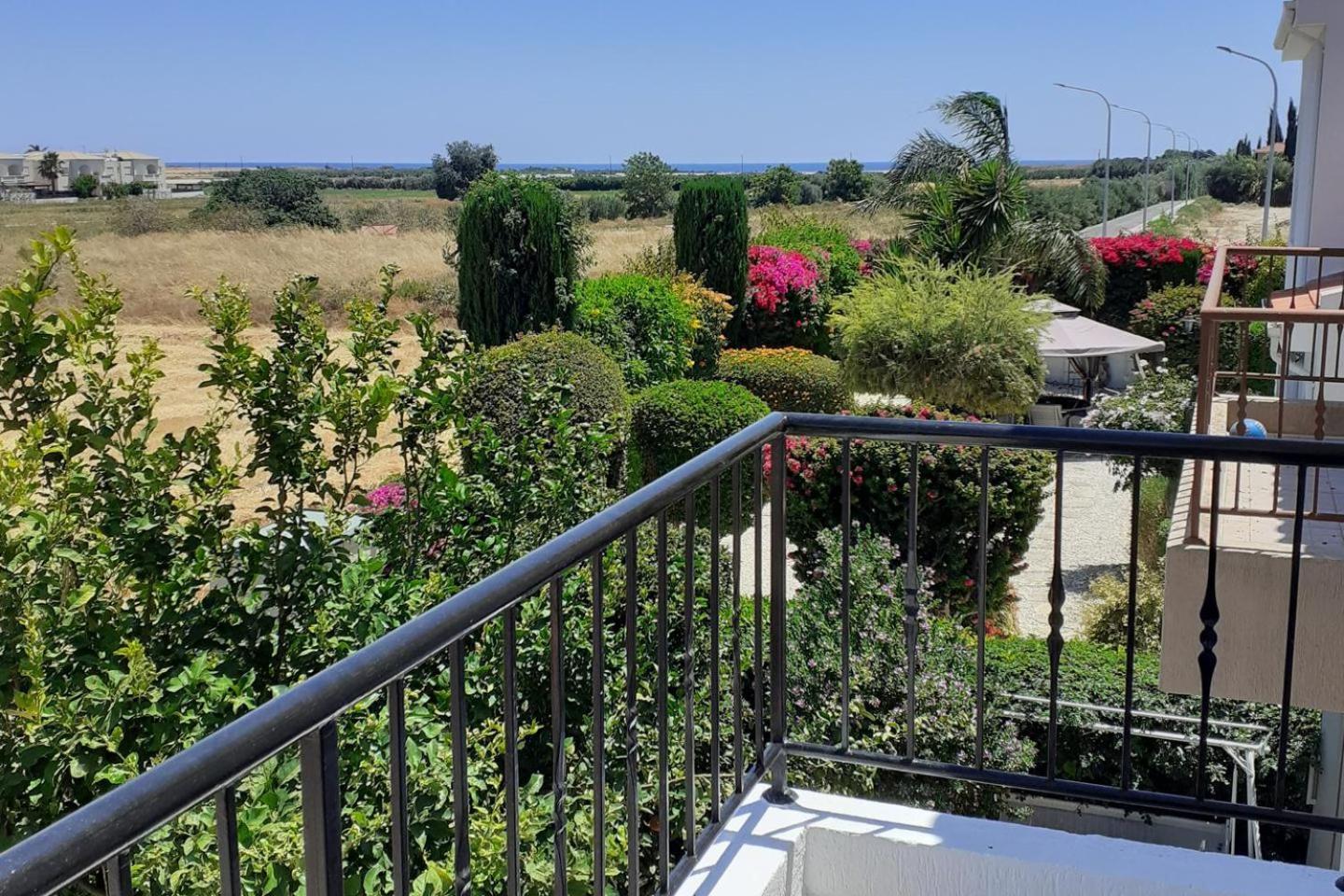 Beautiful 2-Bed House In Mandria Paphos Villa Exterior photo